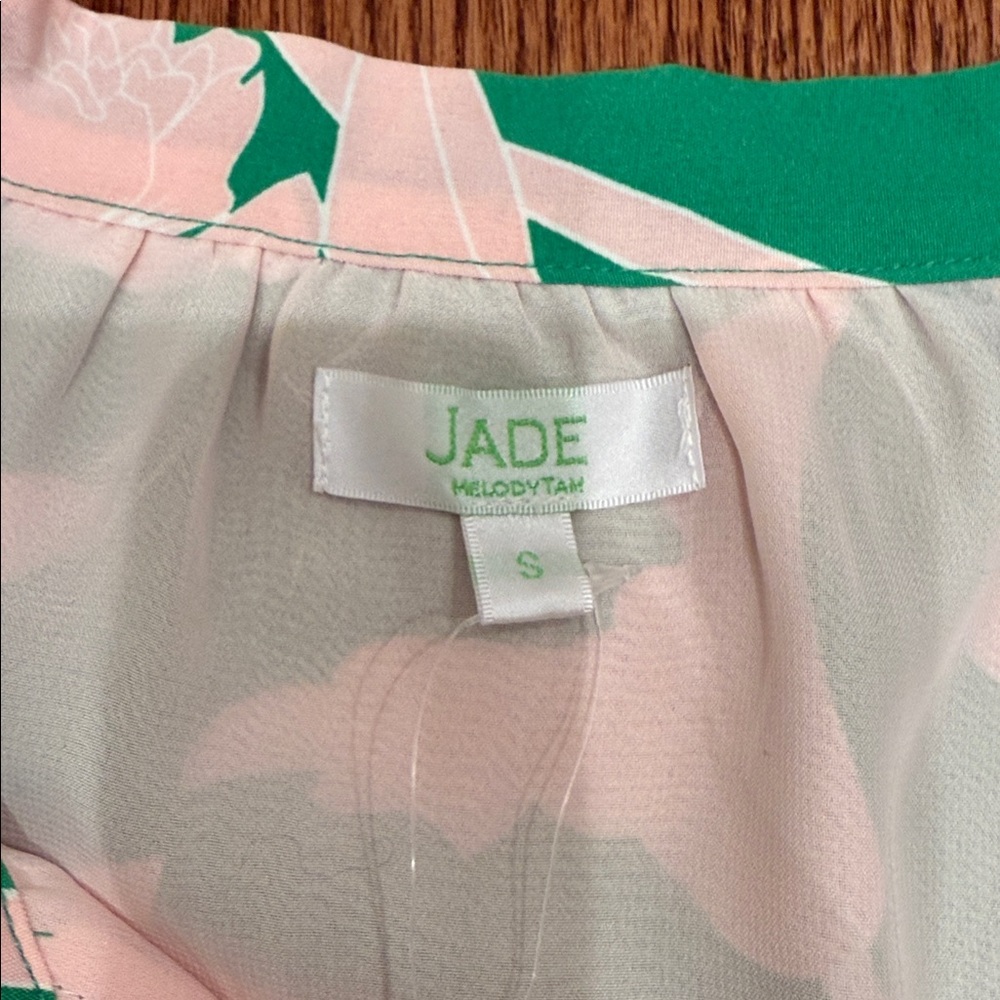 Jade Melody Tam Kelly Green and Pink Floral Blouse, S - Picture 4 of 12